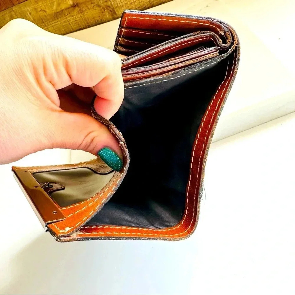 Patricia Nash Cametti Leather Wallet RFID Safety - Picture 9 of 10